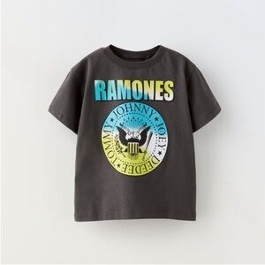 ZARA RAMONES T-SHIRT